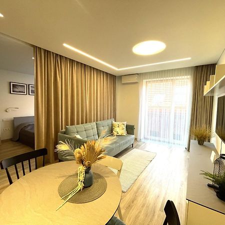 Benetis Apartments Κλαϊπέντα Εξωτερικό φωτογραφία